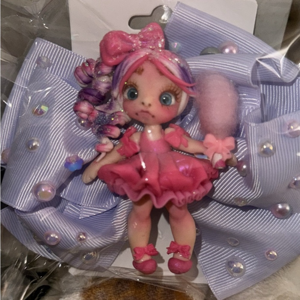 Handmade Bows Disney, Pixar assorted Characters, colors, clay, light weight